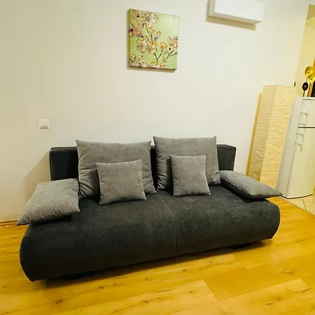 Apartment Opera *